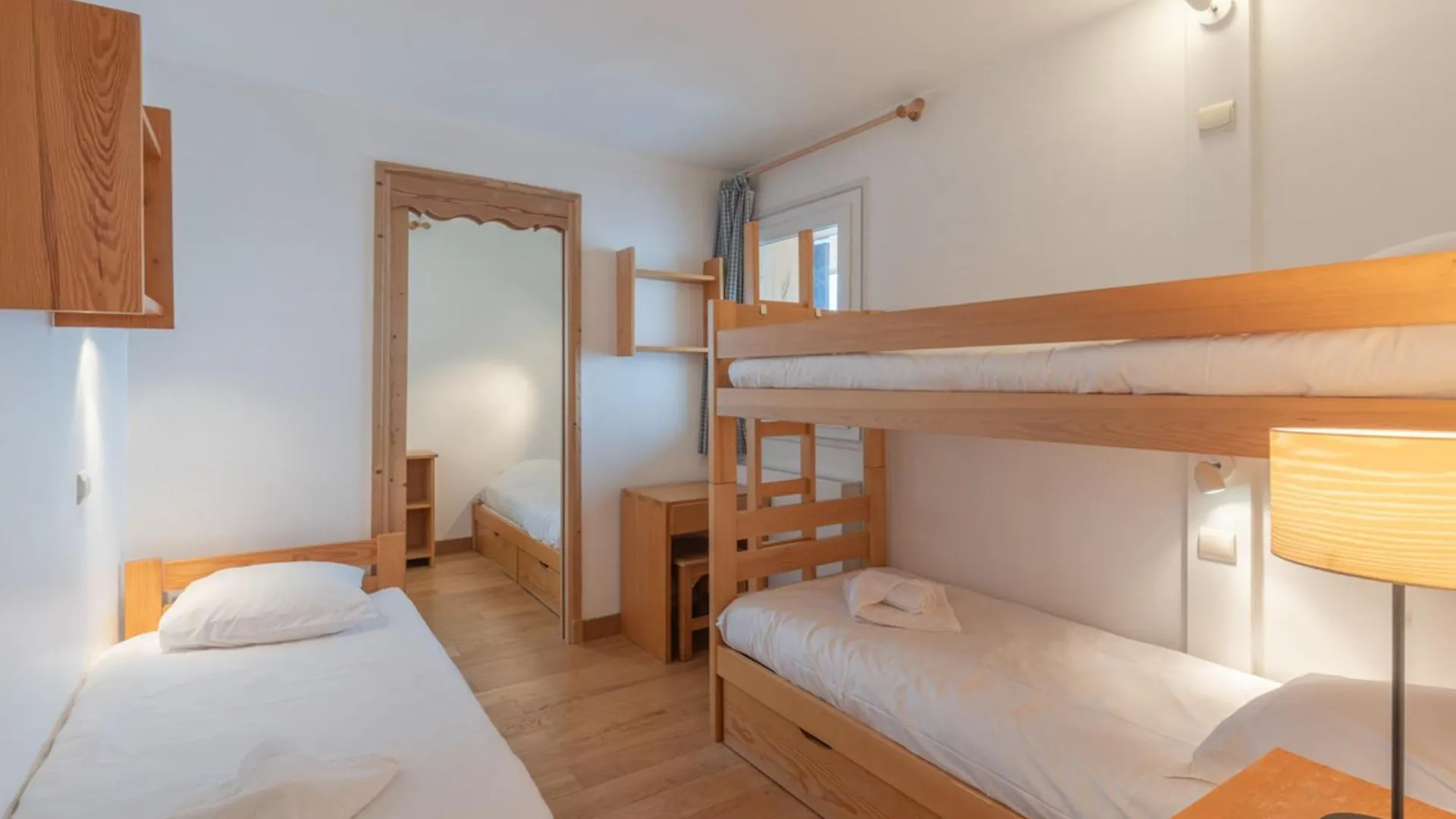 Appartement Familial Proche Pistes, Lumineux, Avec Vue Montagnes - Fr-1-645-80 Huez Apartman